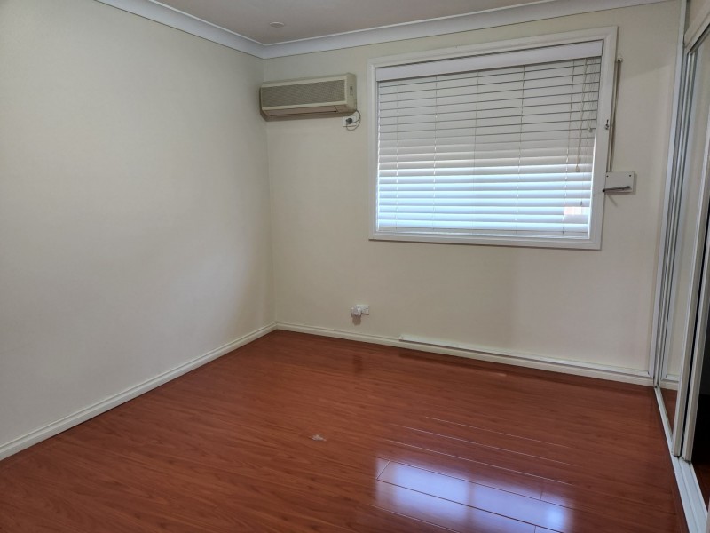 1/46 Sartor Cres, Bossley Park NSW 2176