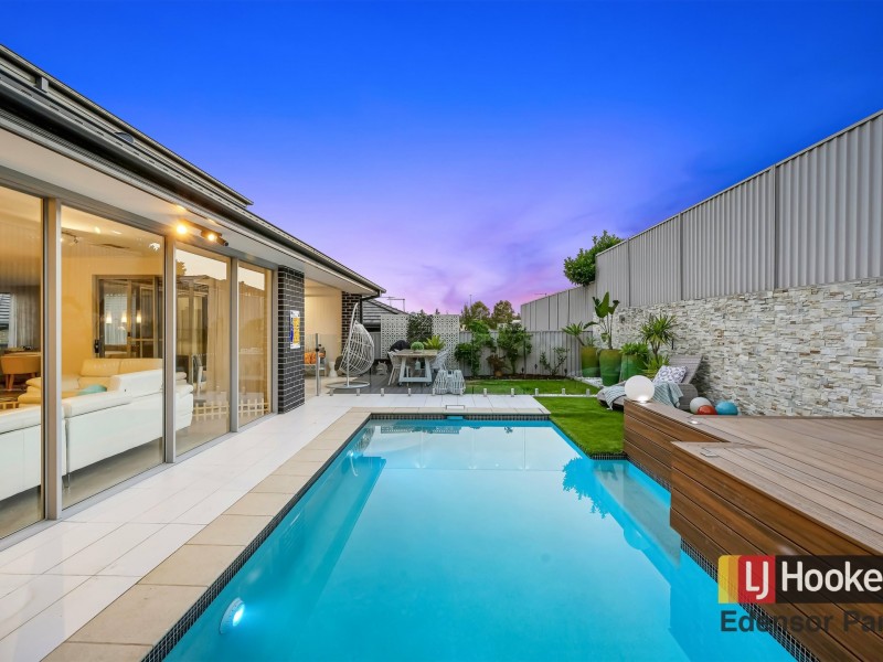 36 Merlin Street, Middleton Grange NSW 2171