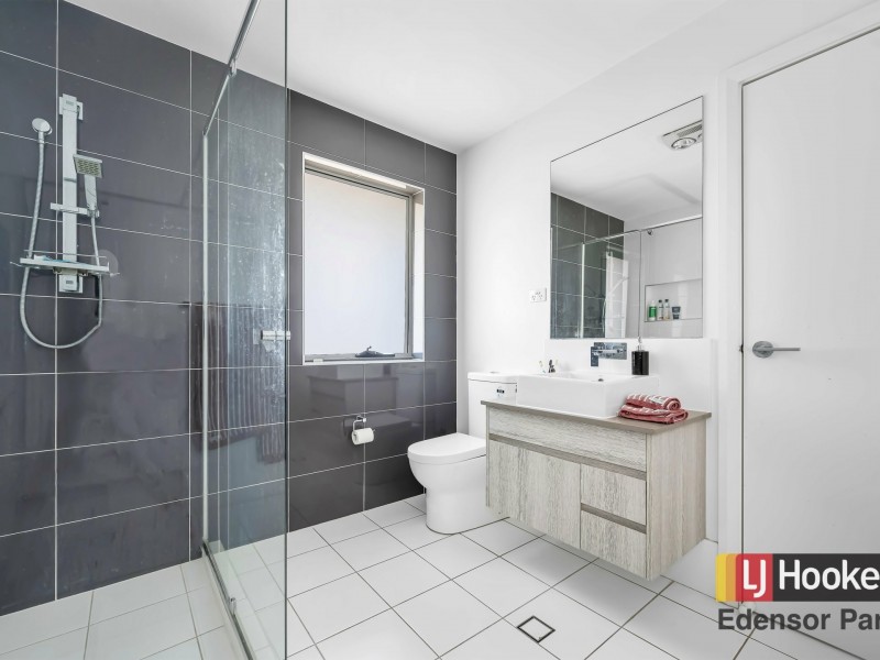 36 Merlin Street, Middleton Grange NSW 2171