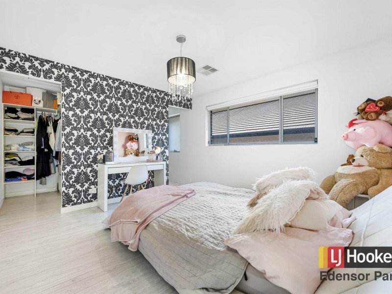 36 Merlin Street, Middleton Grange NSW 2171