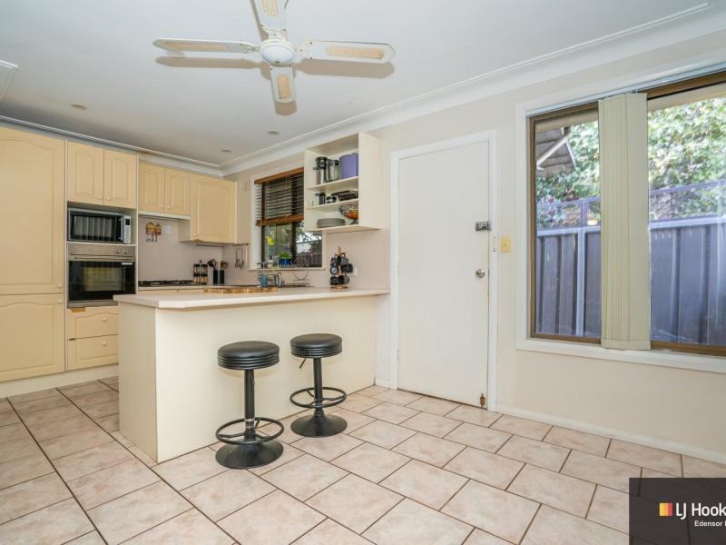 8 Macleay Street, Bradbury NSW 2560