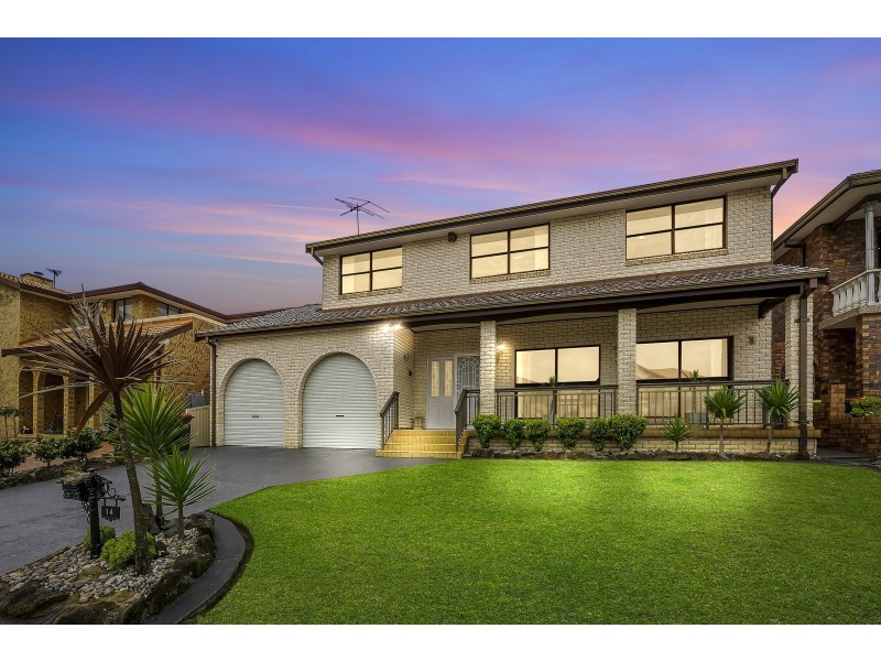 14 Fitzroy Close, St Johns Park NSW 2176