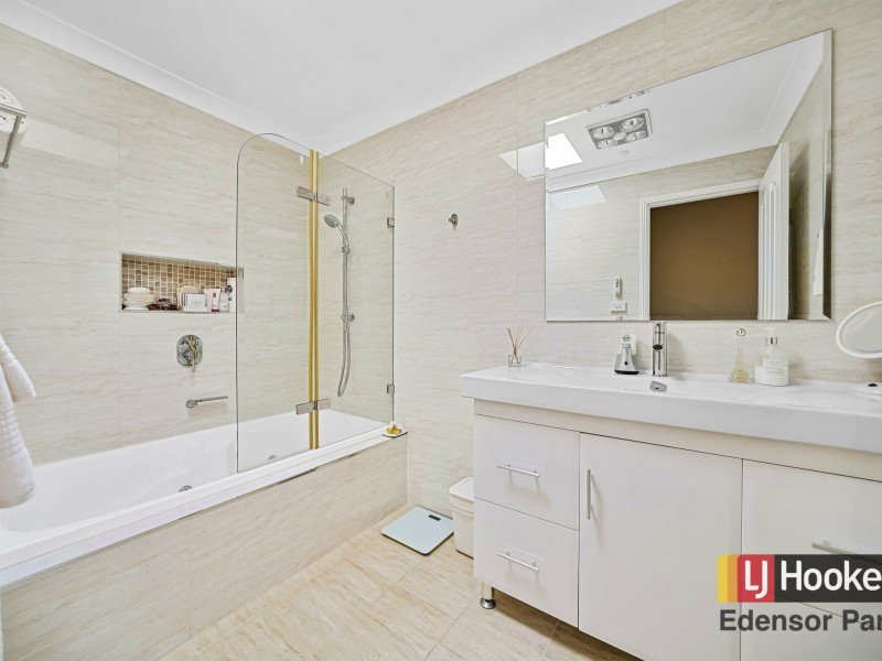 12B Eucumbene Place, St Clair NSW 2759