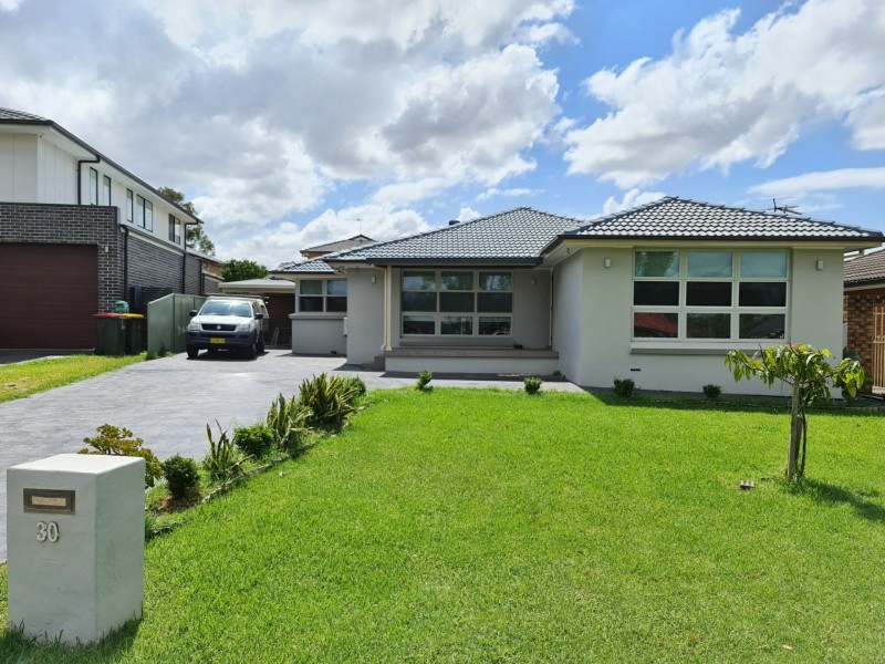 30 Canterbury Rd, St Johns Park NSW 2176