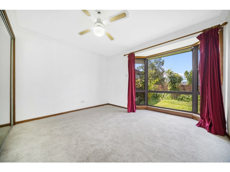 1 Arwon Avenue, Casula NSW 2170