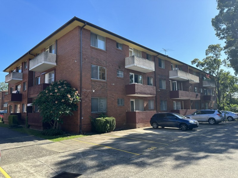 17/190 Sandal Crescent, Carramar NSW 2163