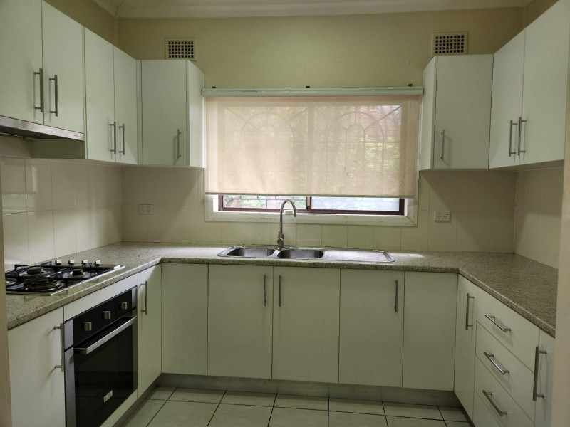5 Cardigan Road, Greenacre NSW 2190