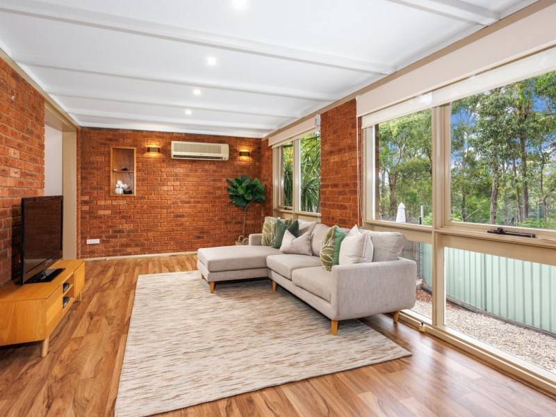 8 Rajola Place, North Rocks NSW 2151