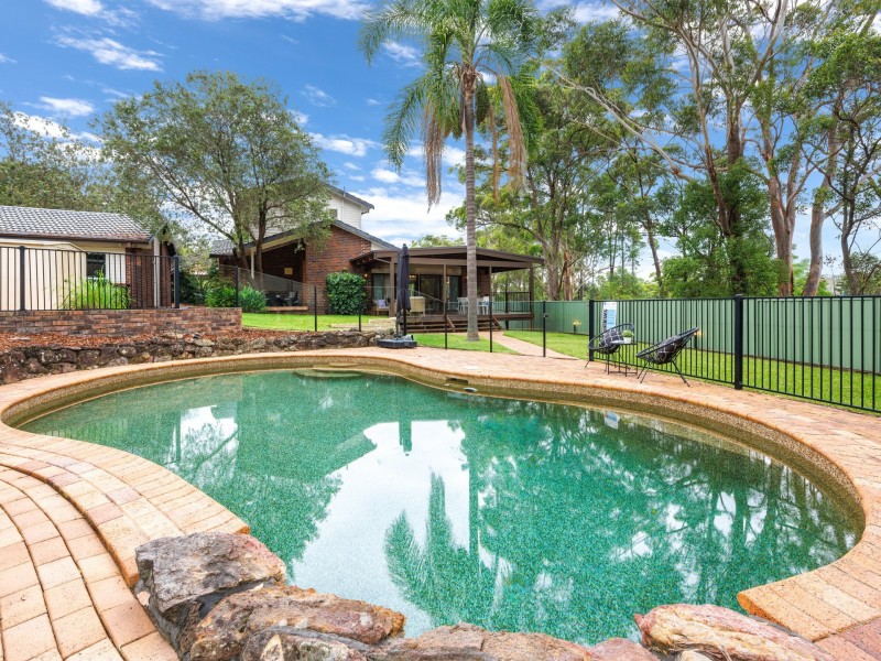 8 Rajola Place, North Rocks NSW 2151