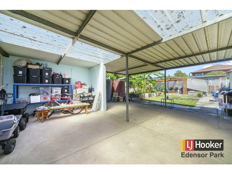 11 Peel Street, Canley Heights NSW 2166