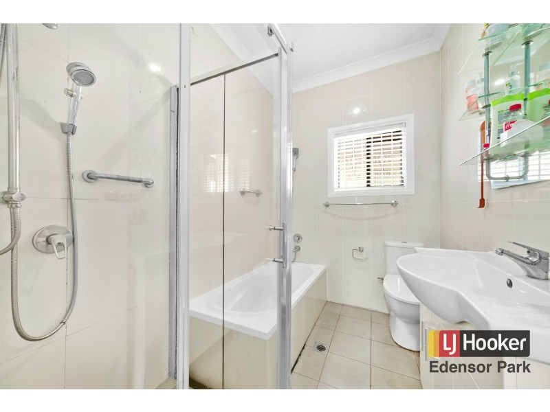 11 Peel Street, Canley Heights NSW 2166