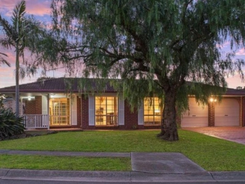 18 Brindabella Drive, Horningsea Park NSW 2171