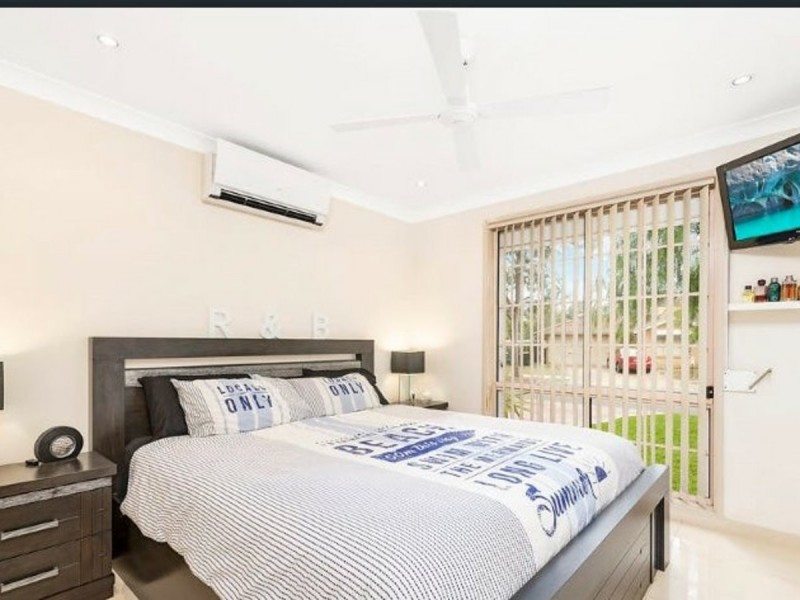 18 Brindabella Drive, Horningsea Park NSW 2171