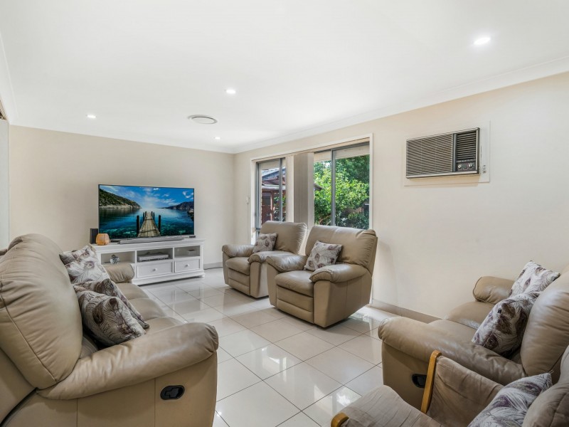 46 Currawong Street, Green Valley NSW 2168