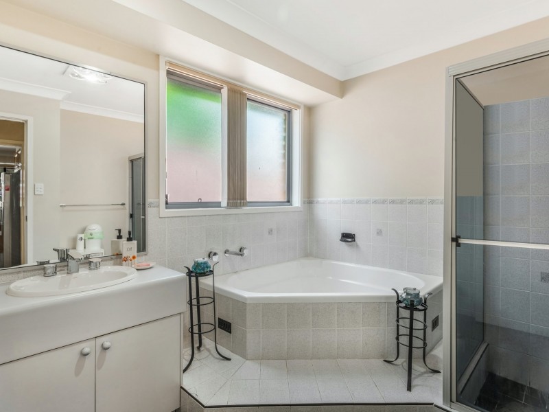 46 Currawong Street, Green Valley NSW 2168