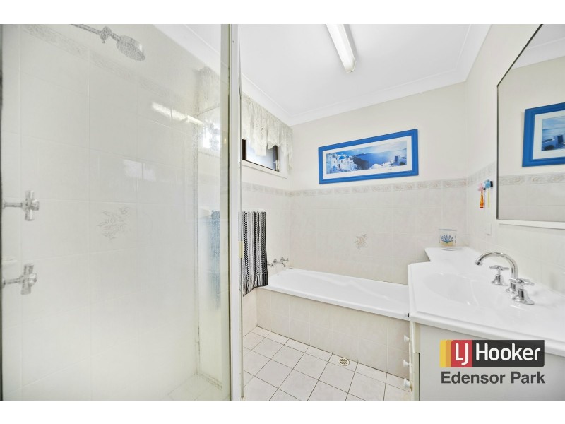 Villa 13/28 Coolaroo Crescent, Lurnea NSW 2170