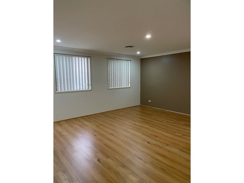 26 Kiernan Cresent, Abbotsbury NSW 2176