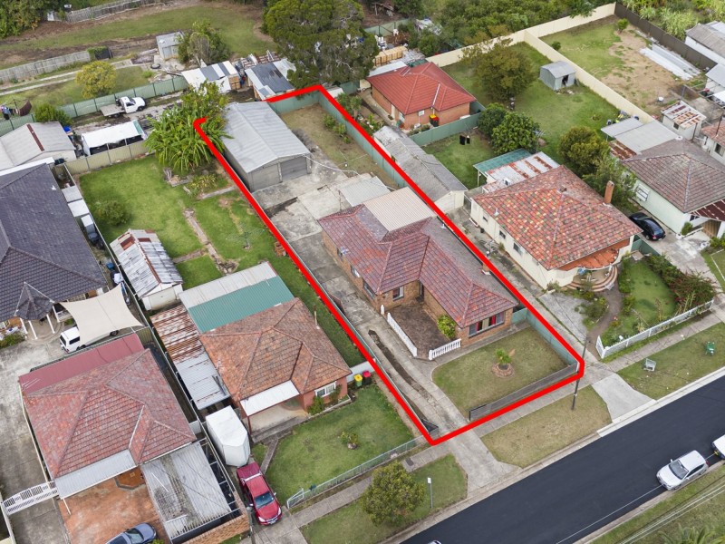 14 Adam Street, Fairfield NSW 2165
