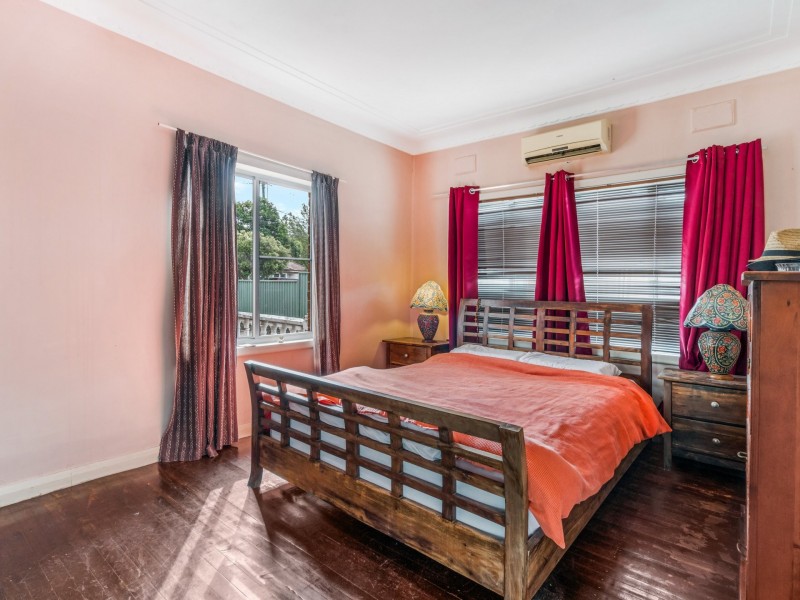 14 Adam Street, Fairfield NSW 2165