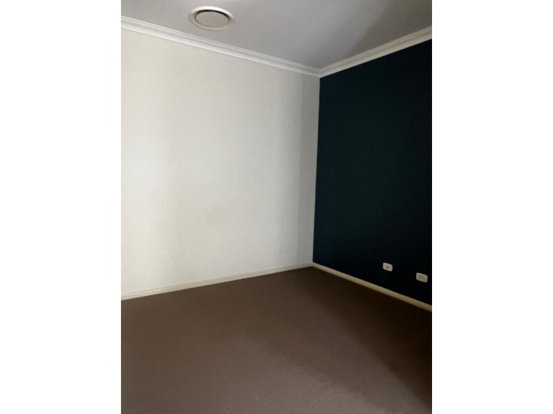 5 Gropler Avenue, Middleton Grange NSW 2171