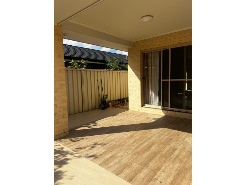 5 Gropler Avenue, Middleton Grange NSW 2171