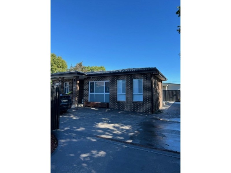 5a Derby Street, Canley Heights NSW 2166