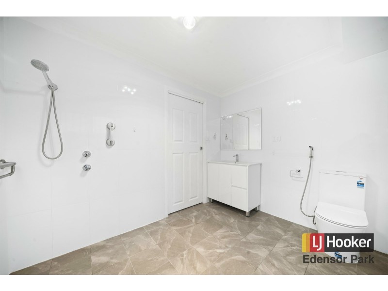 197 Mimosa Road, Bossley Park NSW 2176