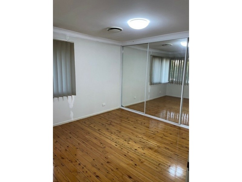 9 Simone Crescent, Casula NSW 2170