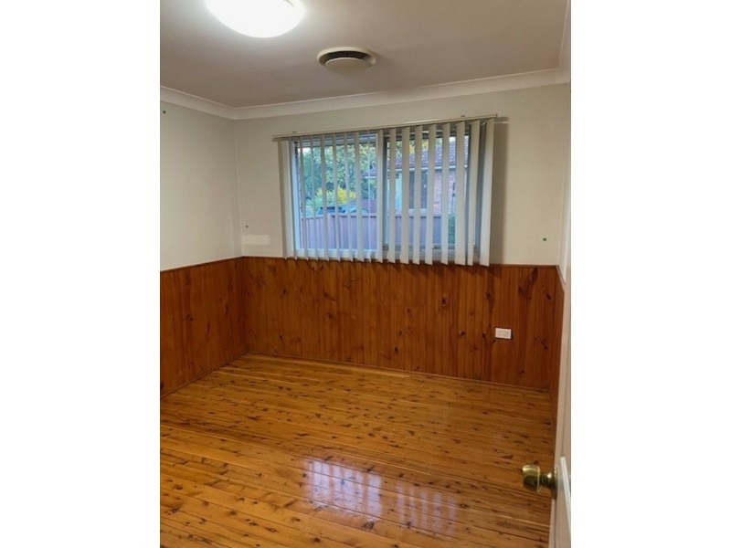 9 Simone Crescent, Casula NSW 2170