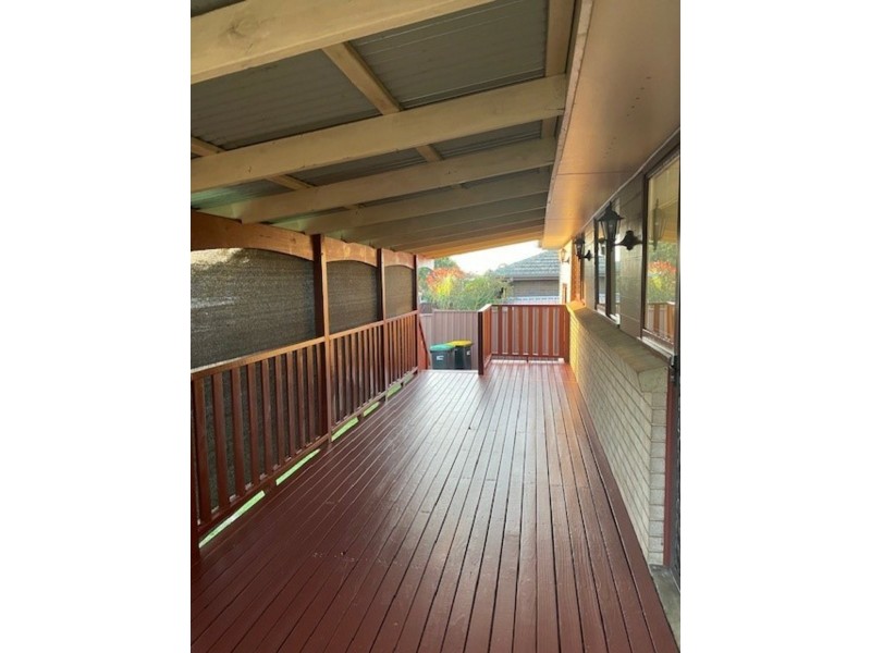 9 Simone Crescent, Casula NSW 2170