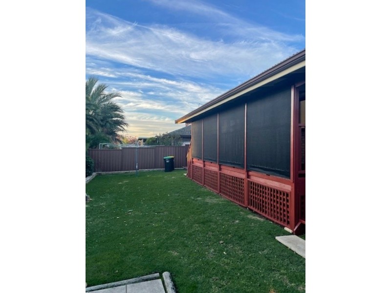 9 Simone Crescent, Casula NSW 2170