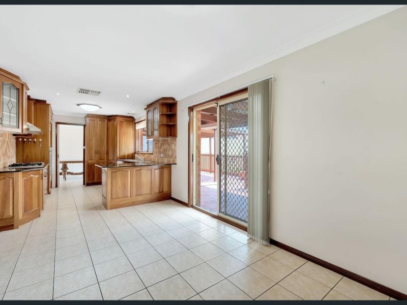 9 Driscoll Street, Abbotsbury NSW 2176