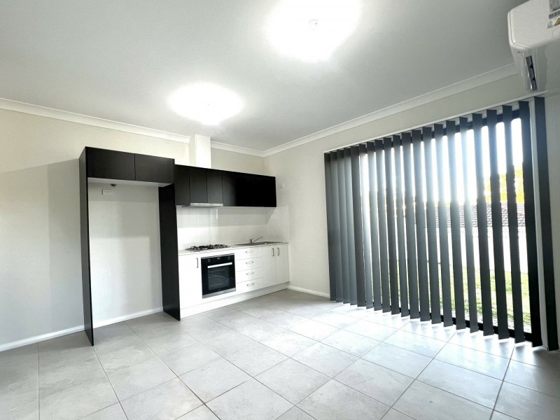 14a Maceri Place, Edensor Park NSW 2176