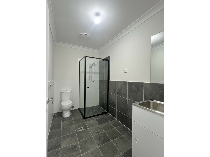 14a Maceri Place, Edensor Park NSW 2176