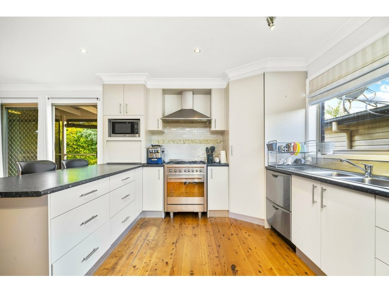 11 and 13 Simone Crescent, Casula NSW 2170