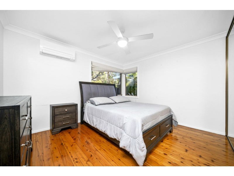 11 and 13 Simone Crescent, Casula NSW 2170