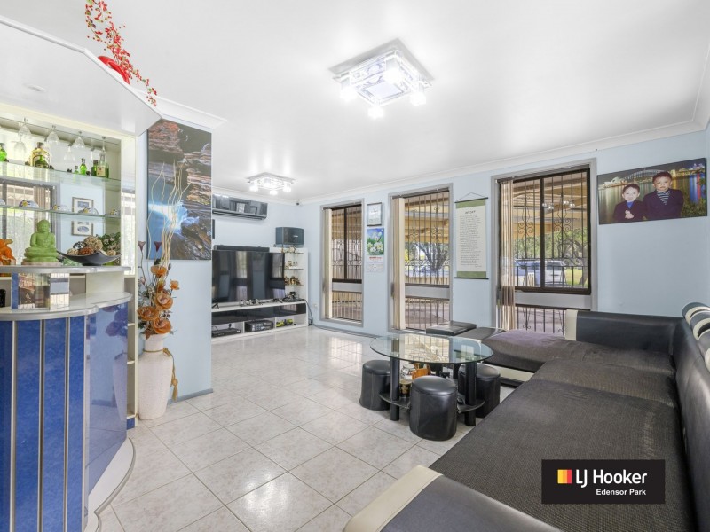 10 Hampshire Place, Wakeley NSW 2176