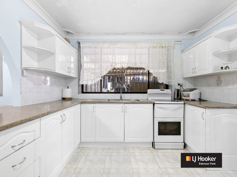 10 Hampshire Place, Wakeley NSW 2176