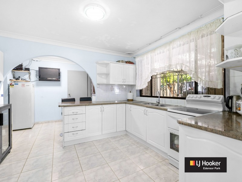 10 Hampshire Place, Wakeley NSW 2176