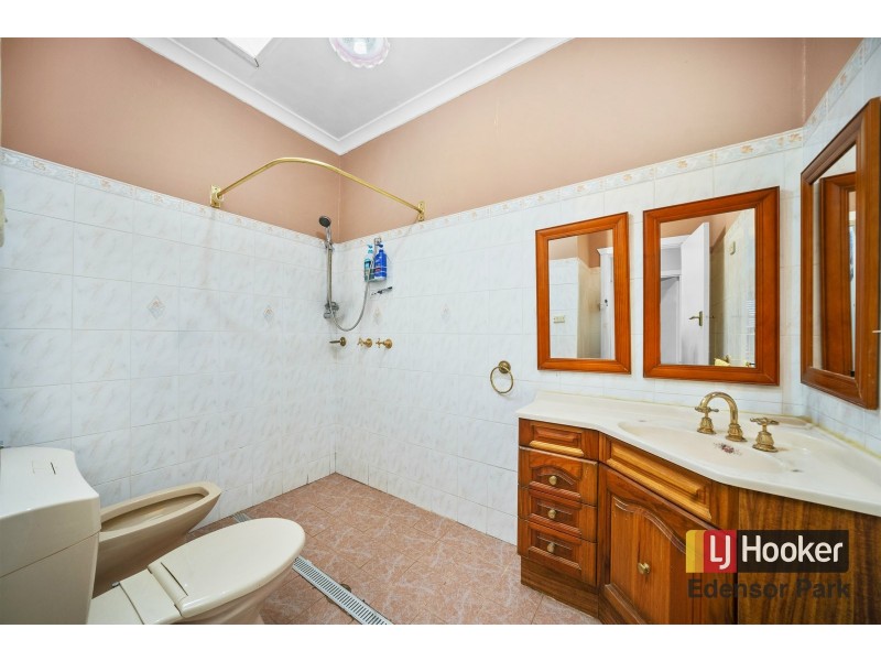 3 Aladore Avenue, Cabramatta NSW 2166
