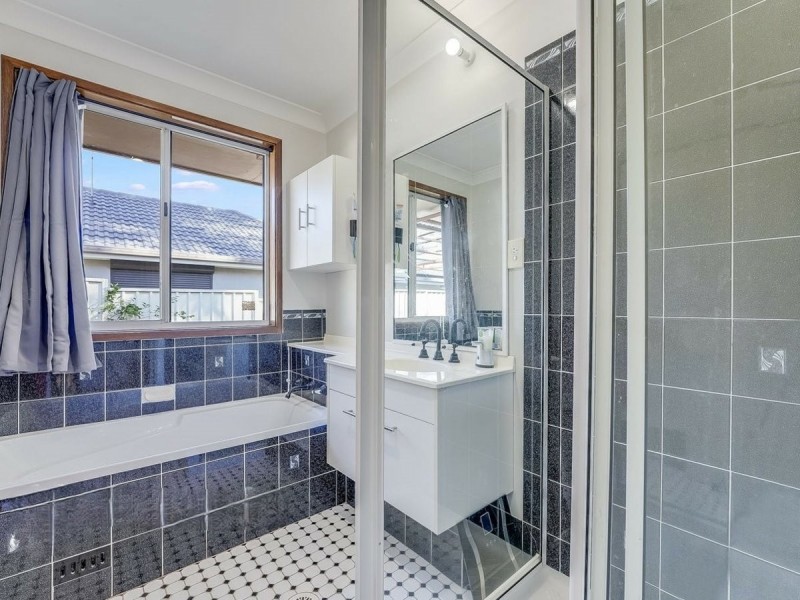 50 Keppel Circuit, Hinchinbrook NSW 2168