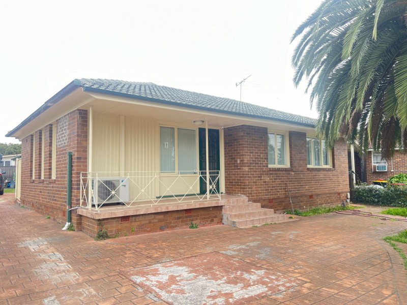 17 Trevanna Street, Busby NSW 2168