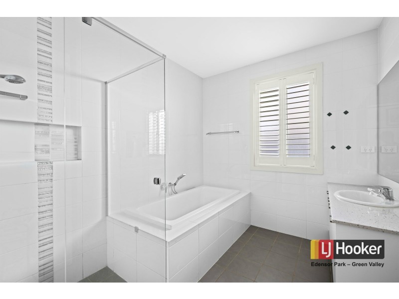 107 University Drive, Campbelltown NSW 2560