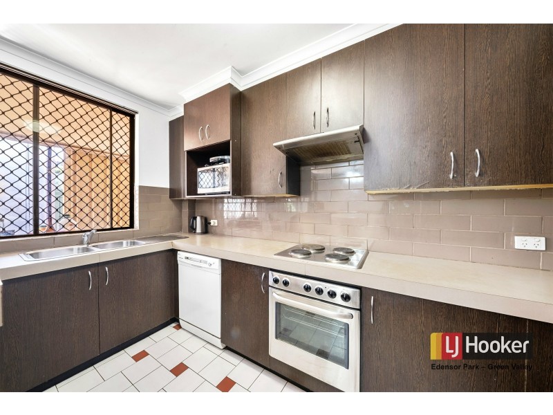 Unit 7/4 Riverpark Drive, Liverpool NSW 2170