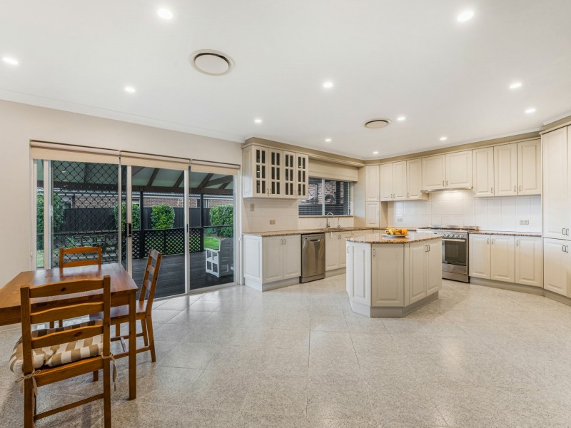 40 Driscoll Street, Abbotsbury NSW 2176