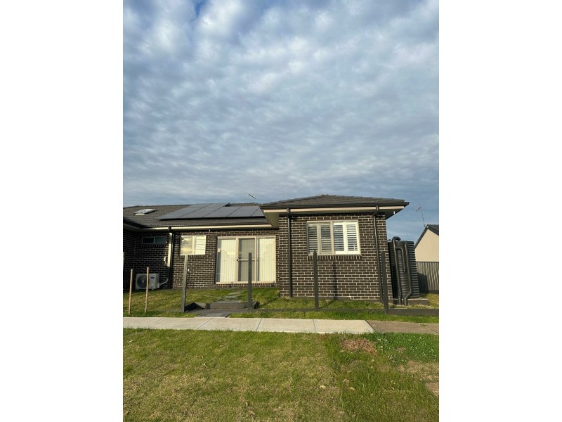 14 Cherokee Street, Greenfield Park NSW 2176