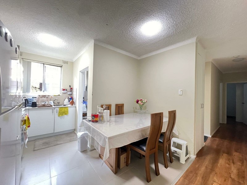 Unit 2/64 Sackville Street, Fairfield NSW 2165