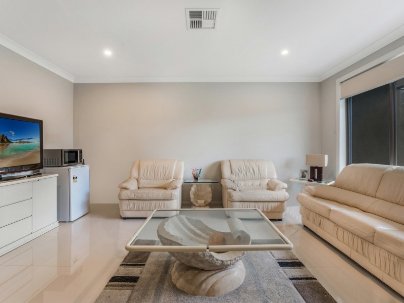 8 Karmel Street, Oran Park NSW 2570