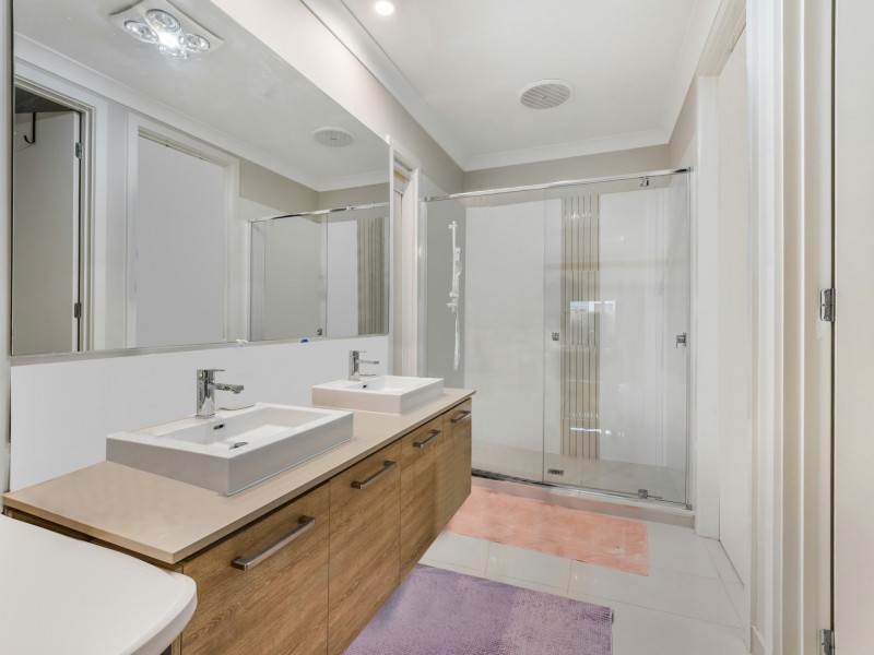 8 Karmel Street, Oran Park NSW 2570