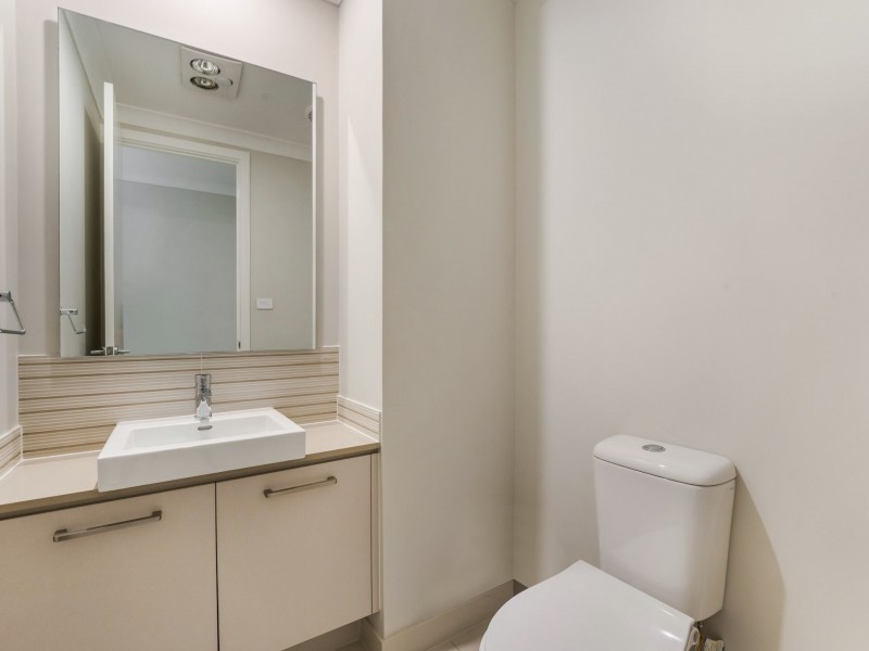 8 Karmel Street, Oran Park NSW 2570